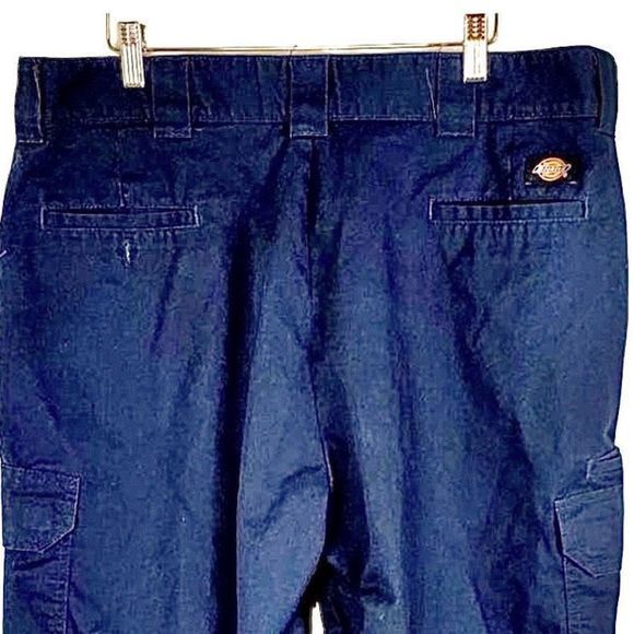 NEW Dickies Relaxed Fit Navy 7 Pocket Cargo Shorts — SZ‎ 38 x 12  NWOT - Picture 3 of 8